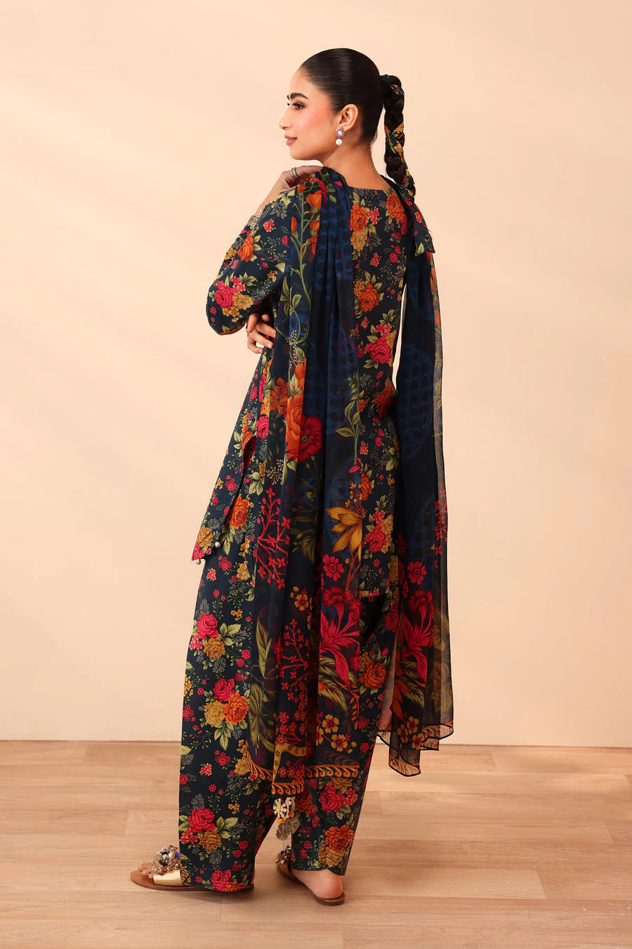 BQ 40-3 Piece Unstitched Digital Printed Khaddar Suit