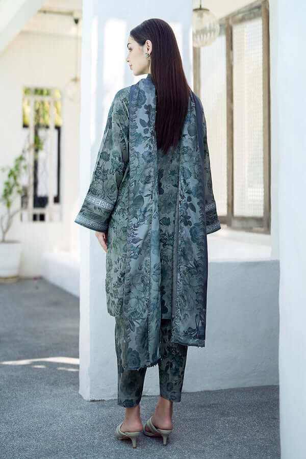 BQ 06-3 Piece Unstitched Heavy Embroidered Lawn Suit ( Printed Lawn Dupatta )