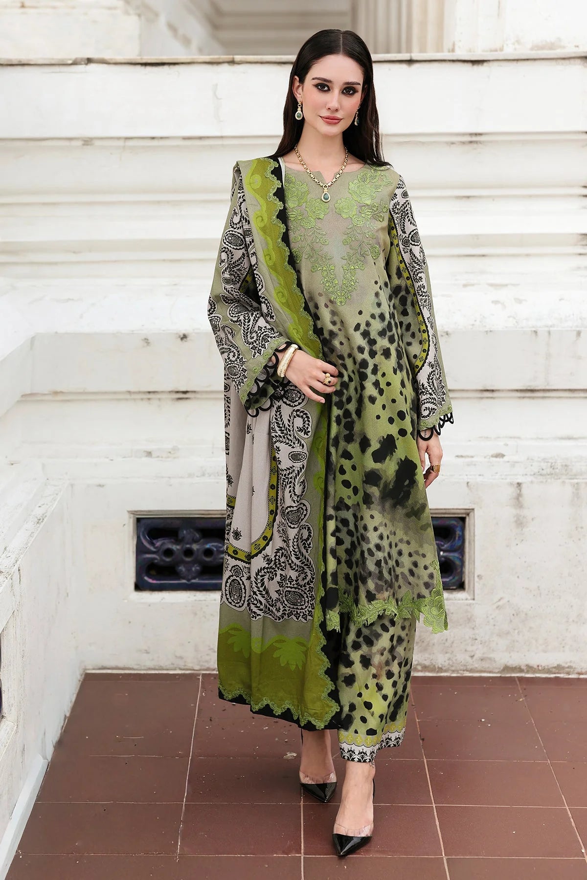 3 Piece Unstitched Digital Printed Khaddar Suit With Embroidered Laces