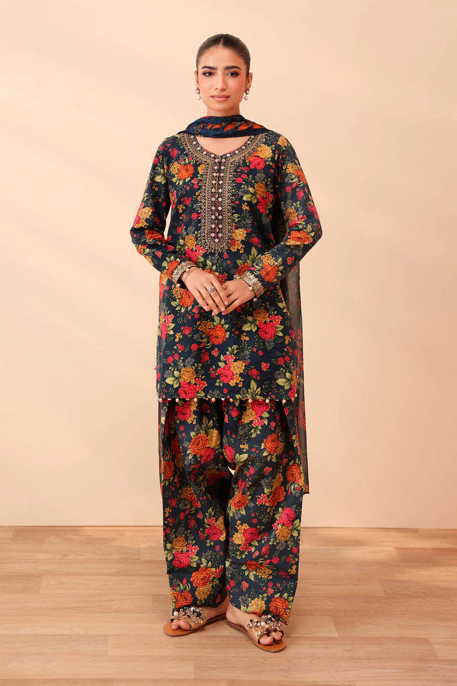 BQ 40-3 Piece Unstitched Digital Printed Khaddar Suit