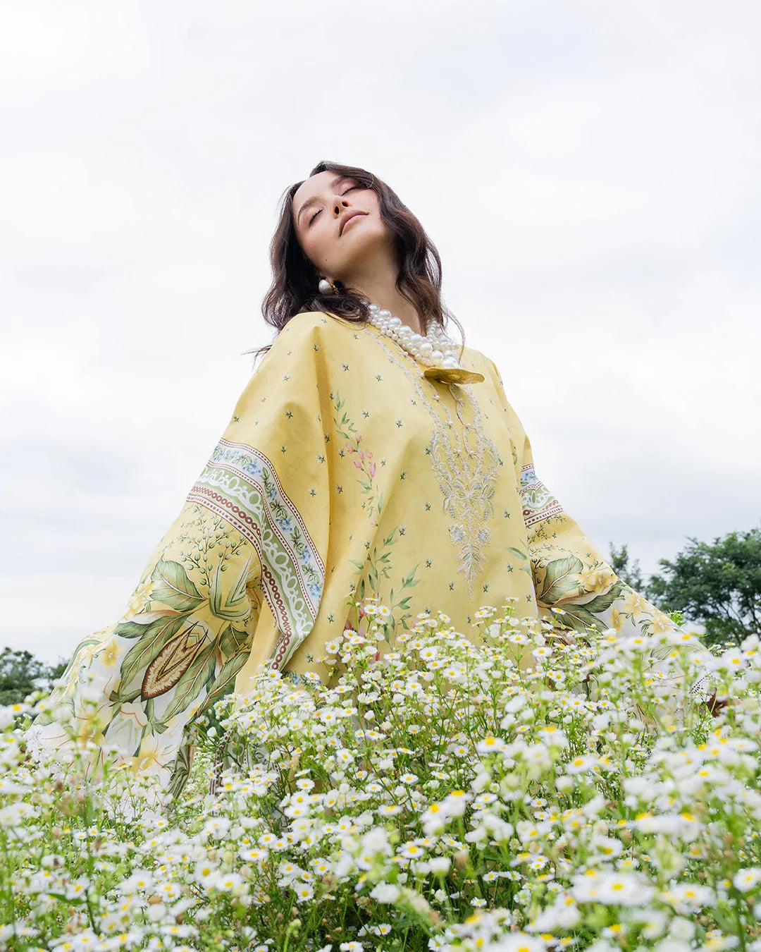 3 Piece unstitched Digital Printed Lawn Suit with Lawn Dupatta