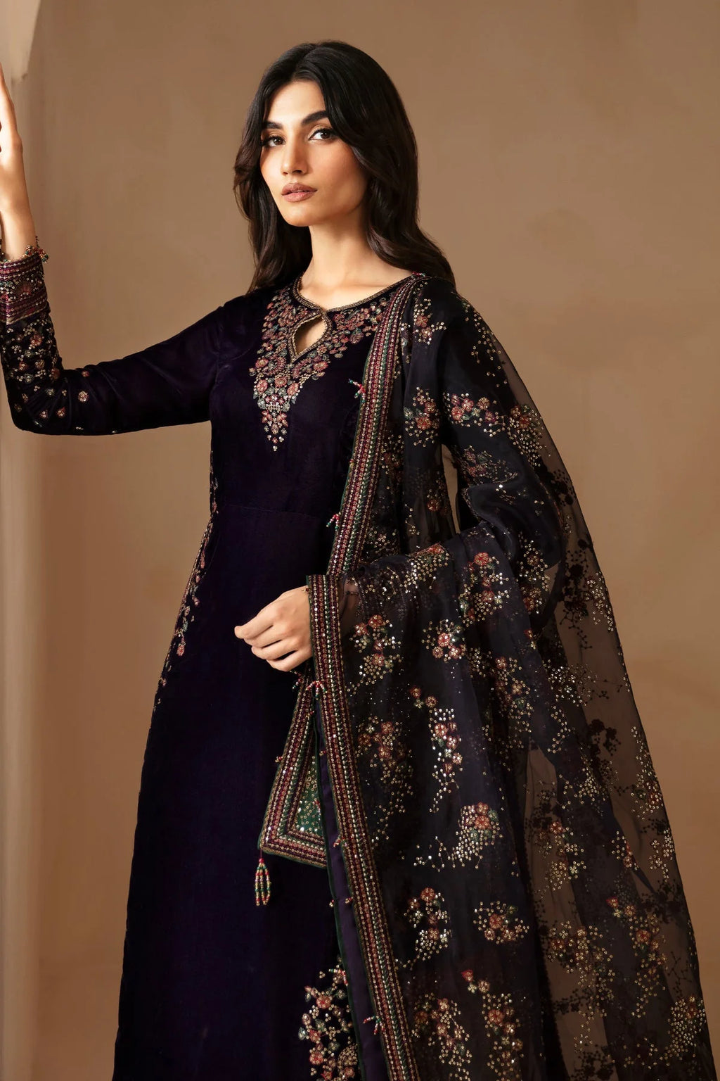 JZ -3 Pcs Unstitched Embroidered Velvet Suit