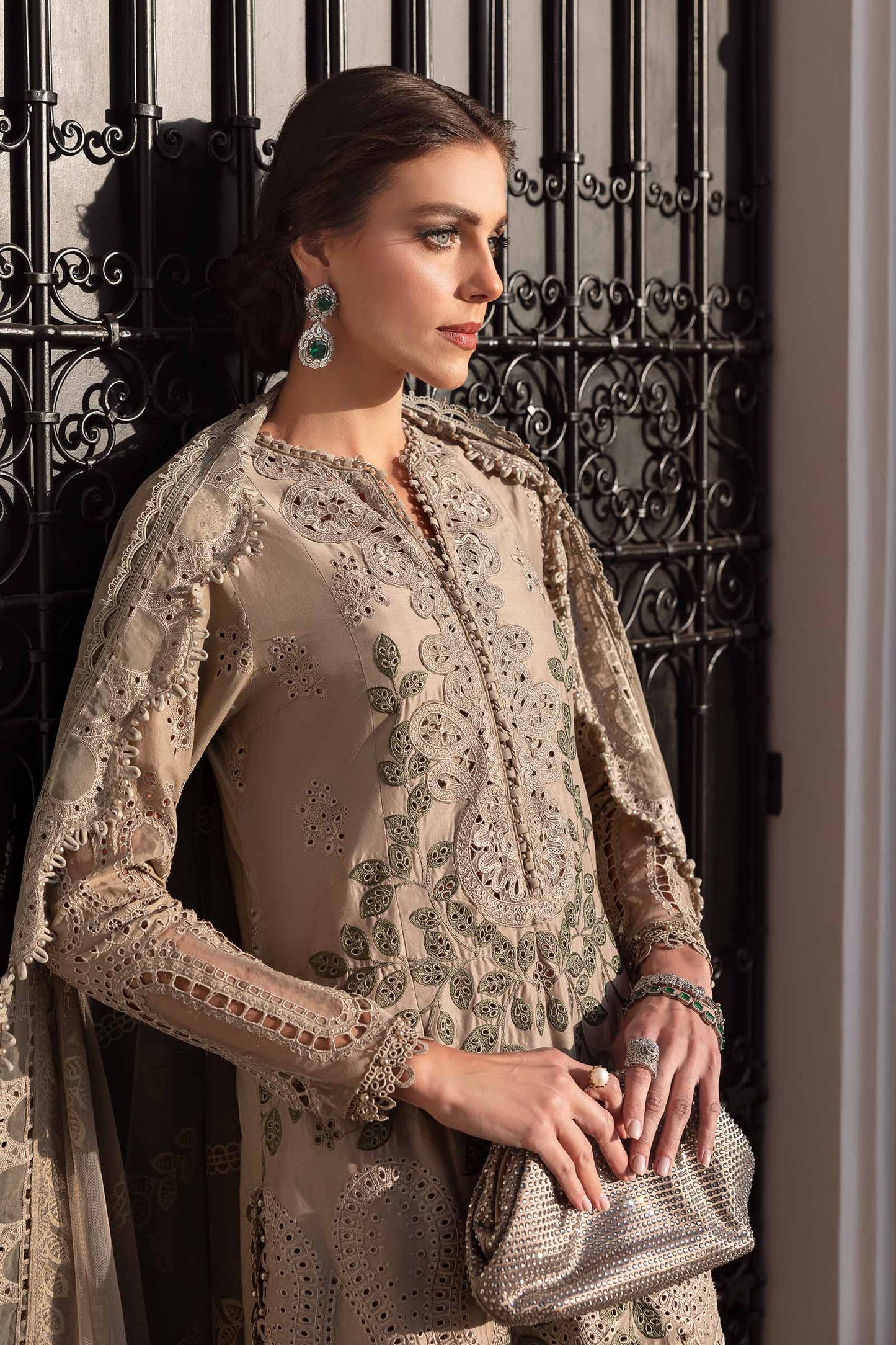MB 2665-3Pc Embroidered Lawn Shirt with Embroidered Organza Dupatta