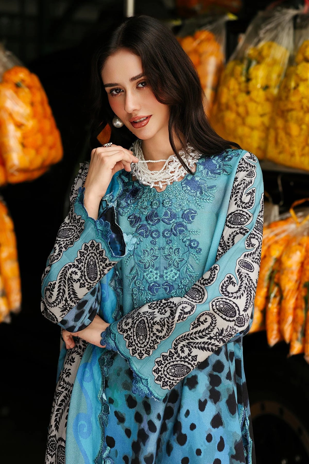 3 Piece Unstitched Digital Printed Khaddar Suit With Embroidered Laces