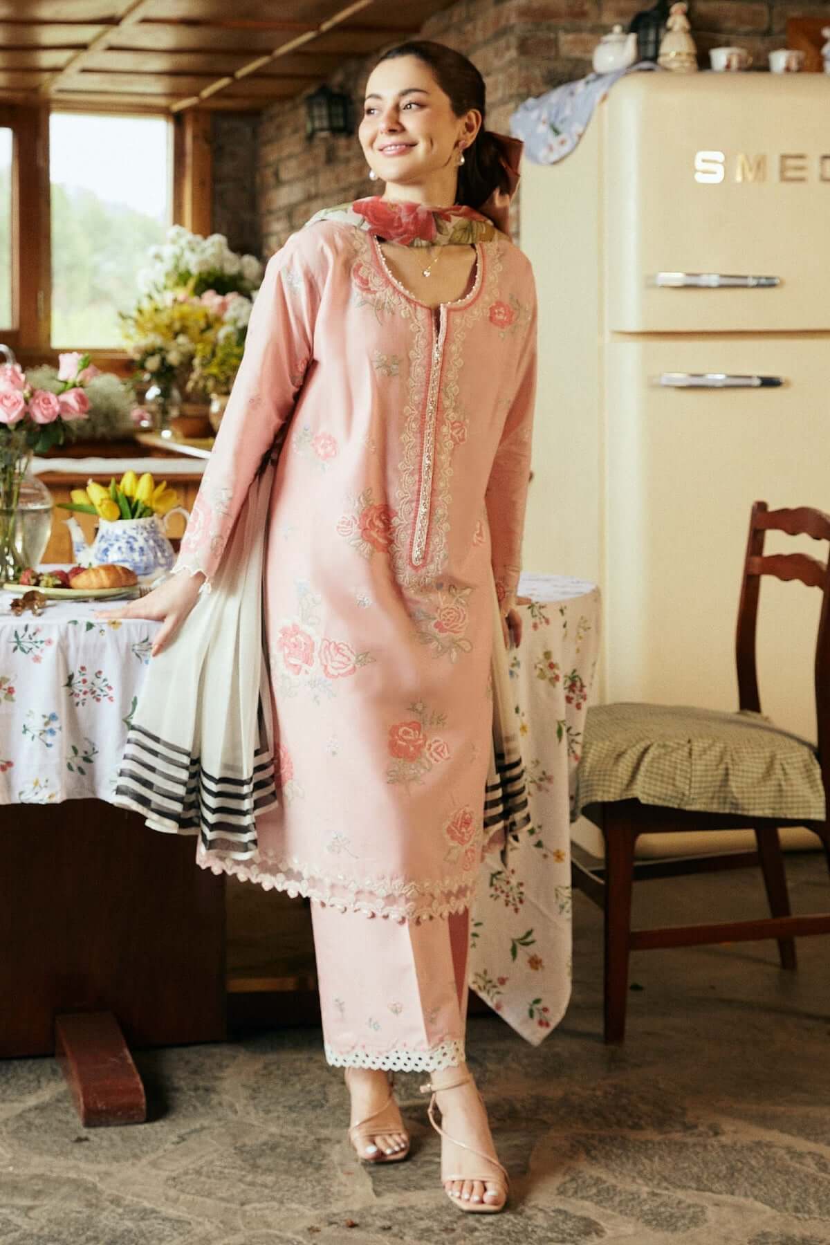 ZS 2620-3 Piece Unstitched Heavy Embroidered Lawn Suit ( Printed Poly Lawn Dupatta )