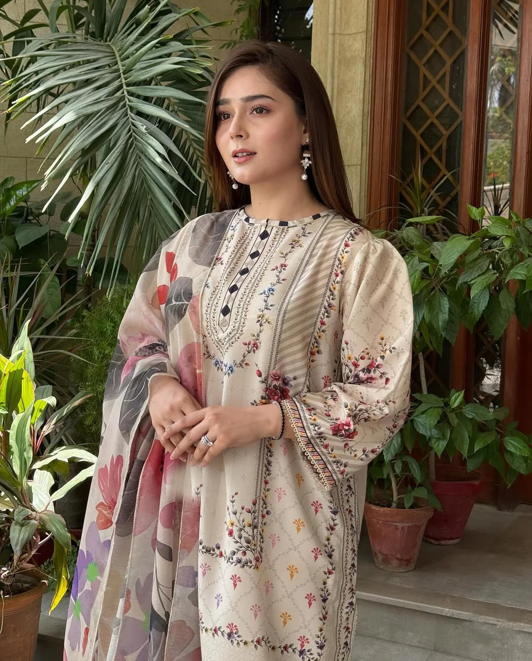 BQ 423B-3 Pcs Unstitched Digital Printed Lawn Suit