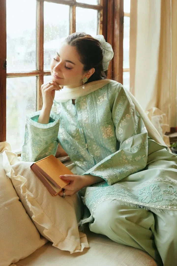 ZS 49-3 Piece Unstitched Heavy Embroidered Lawn Suit ( Fine Printed Silk Dupatta )