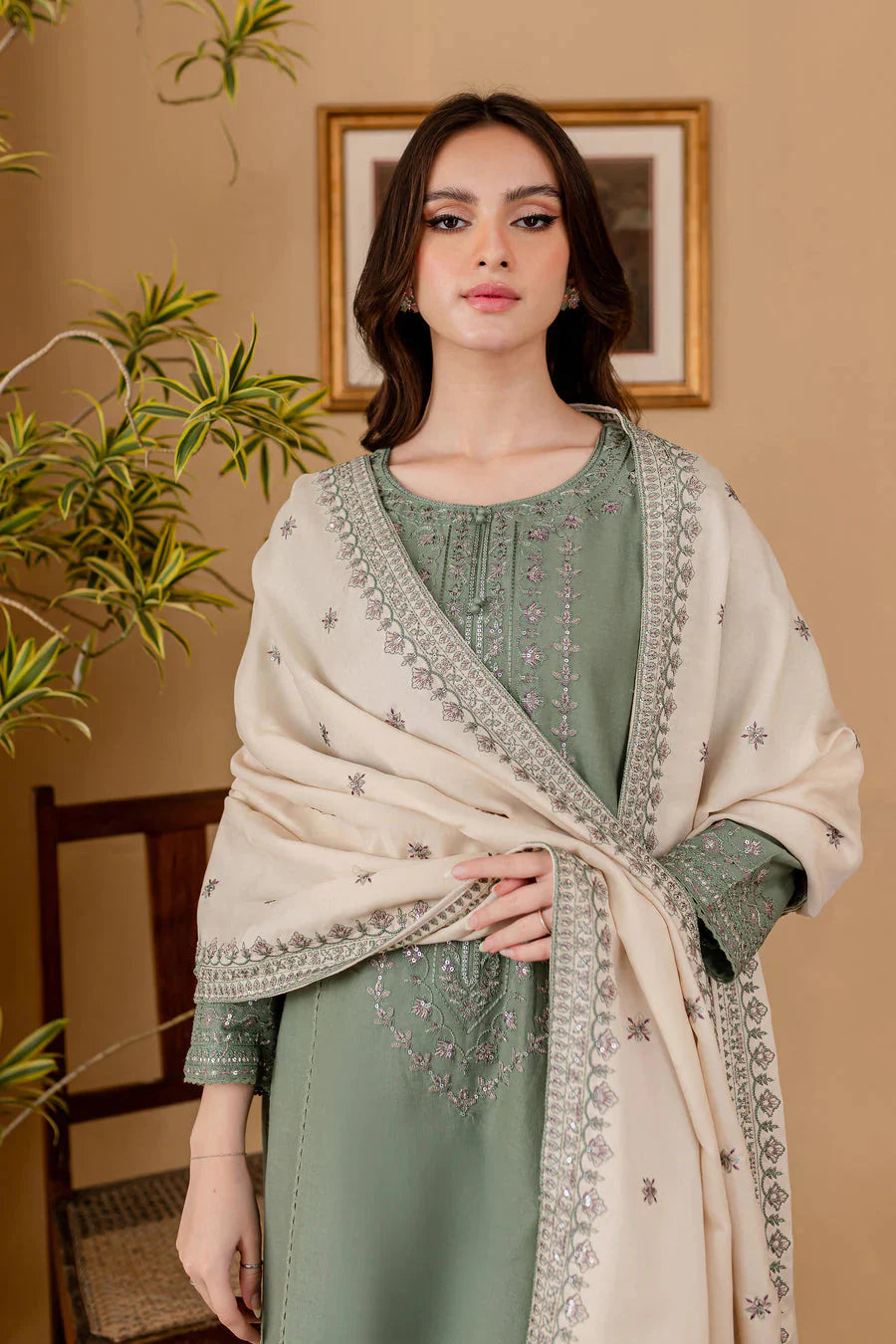 RP 600-3 Piece Unstitched Fully Embroidered Lawn Suit