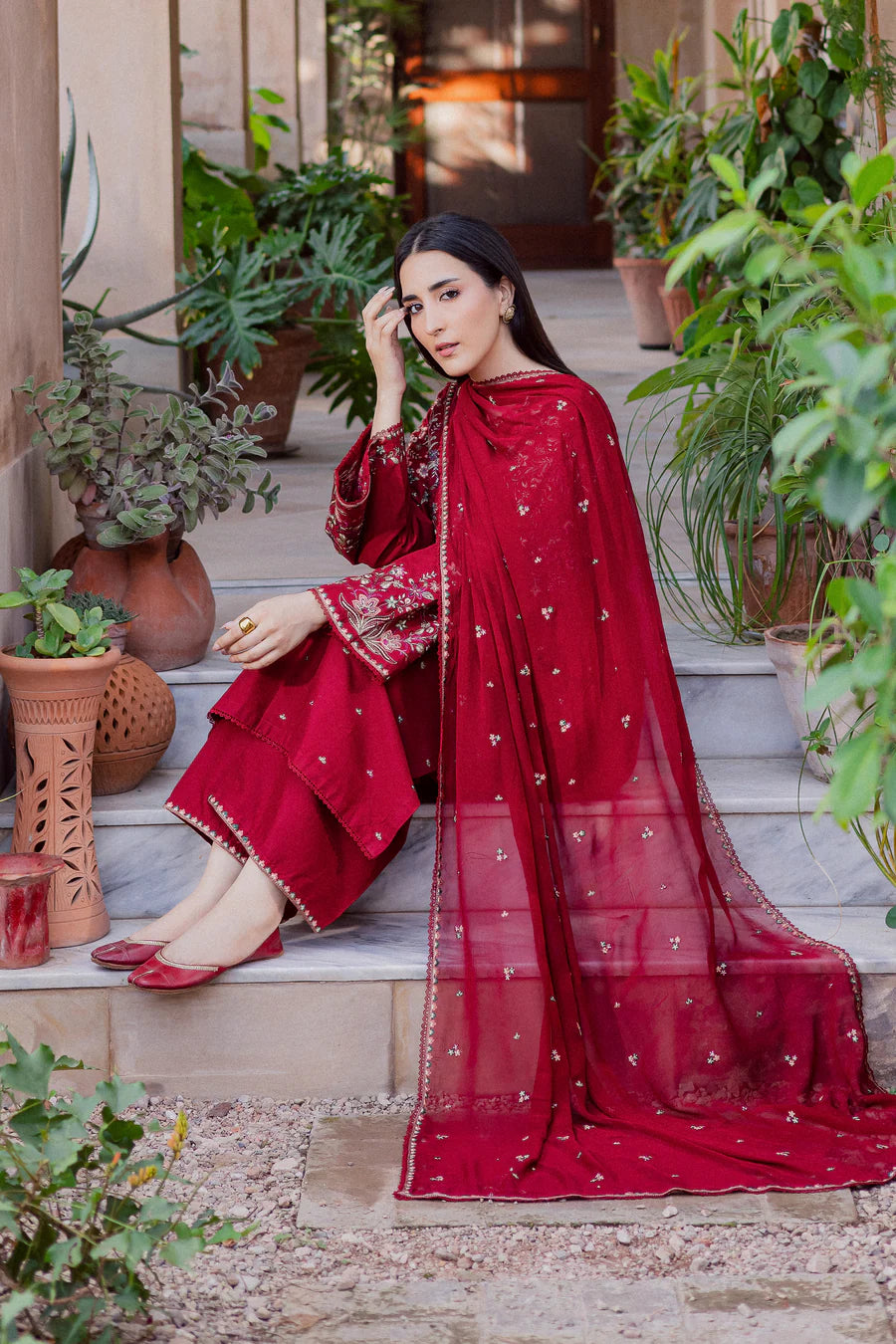 BT 2700-3 Piece Unstitched Embroidered Lawn Suit
