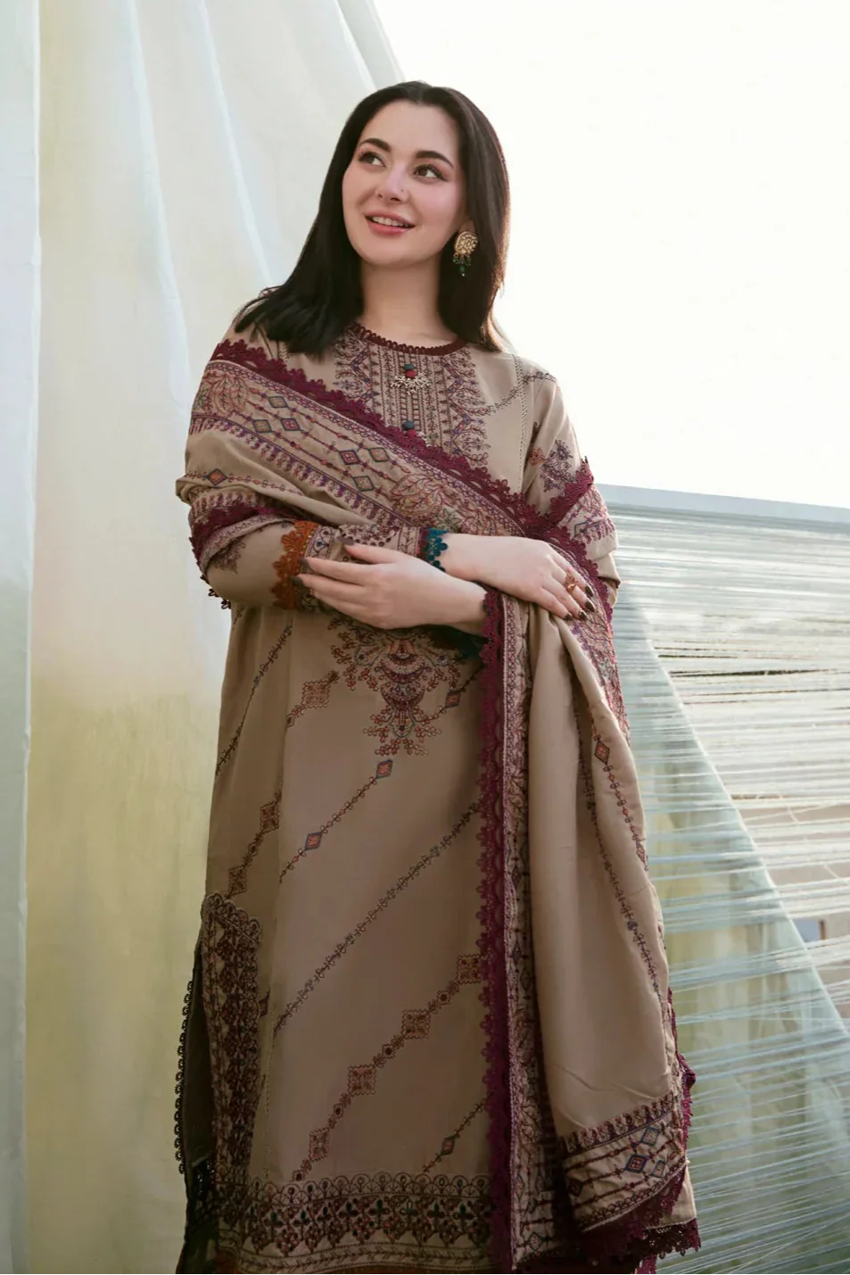 FL 895-3 Piece Unstitched Fully Embroidered Dhanak Suit