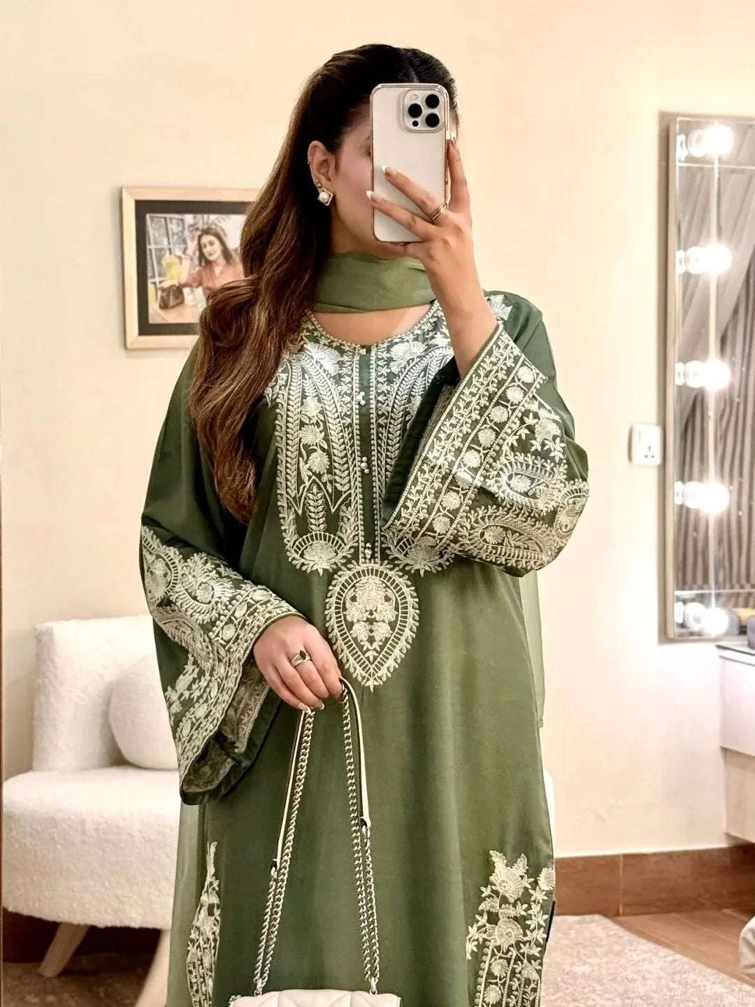 MR 2740-3 Piece Unstitched Embroidered Lawn Suit