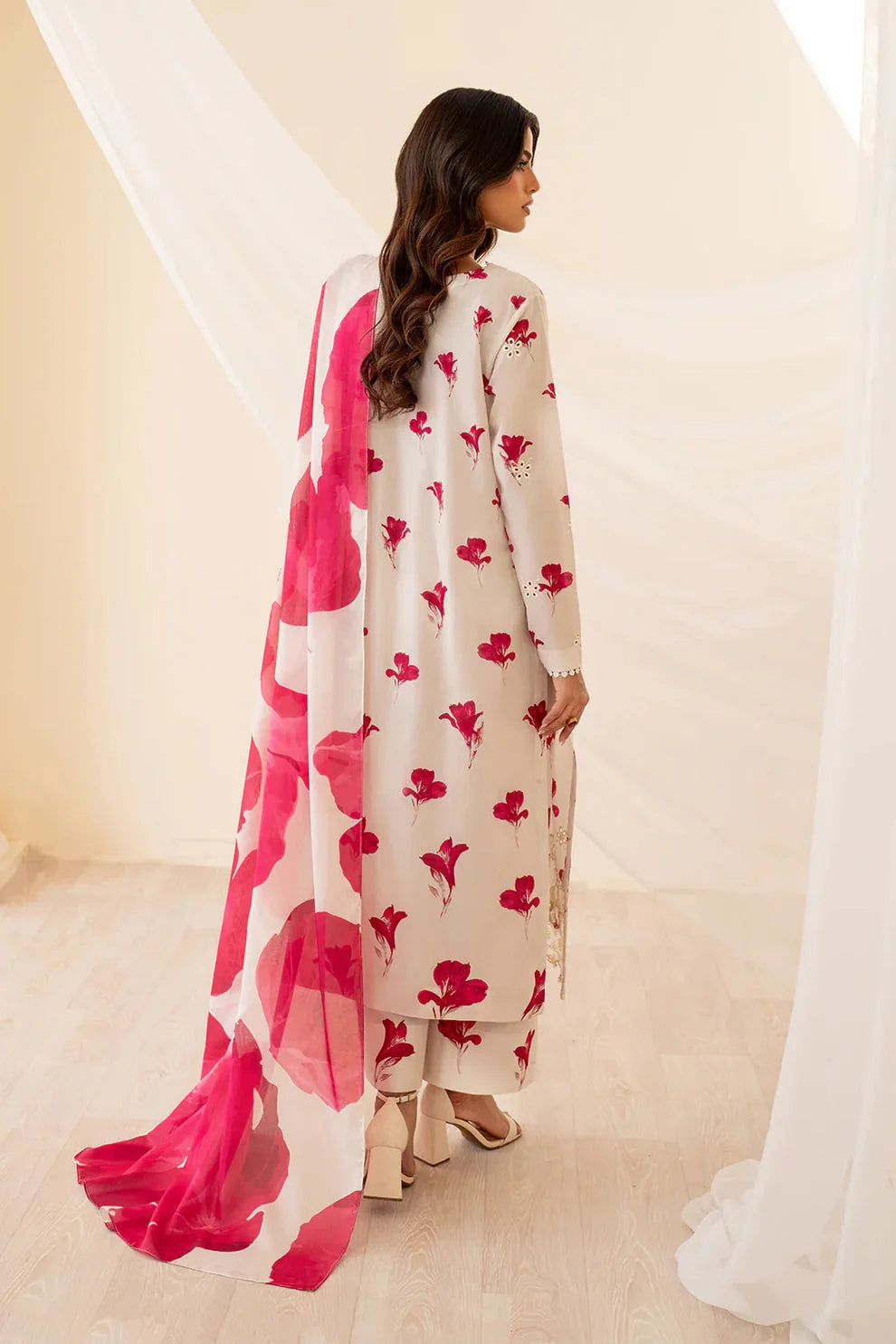 IZ 239B-3 Piece Unstitched Chicken Kari Embroidered Lawn Suit