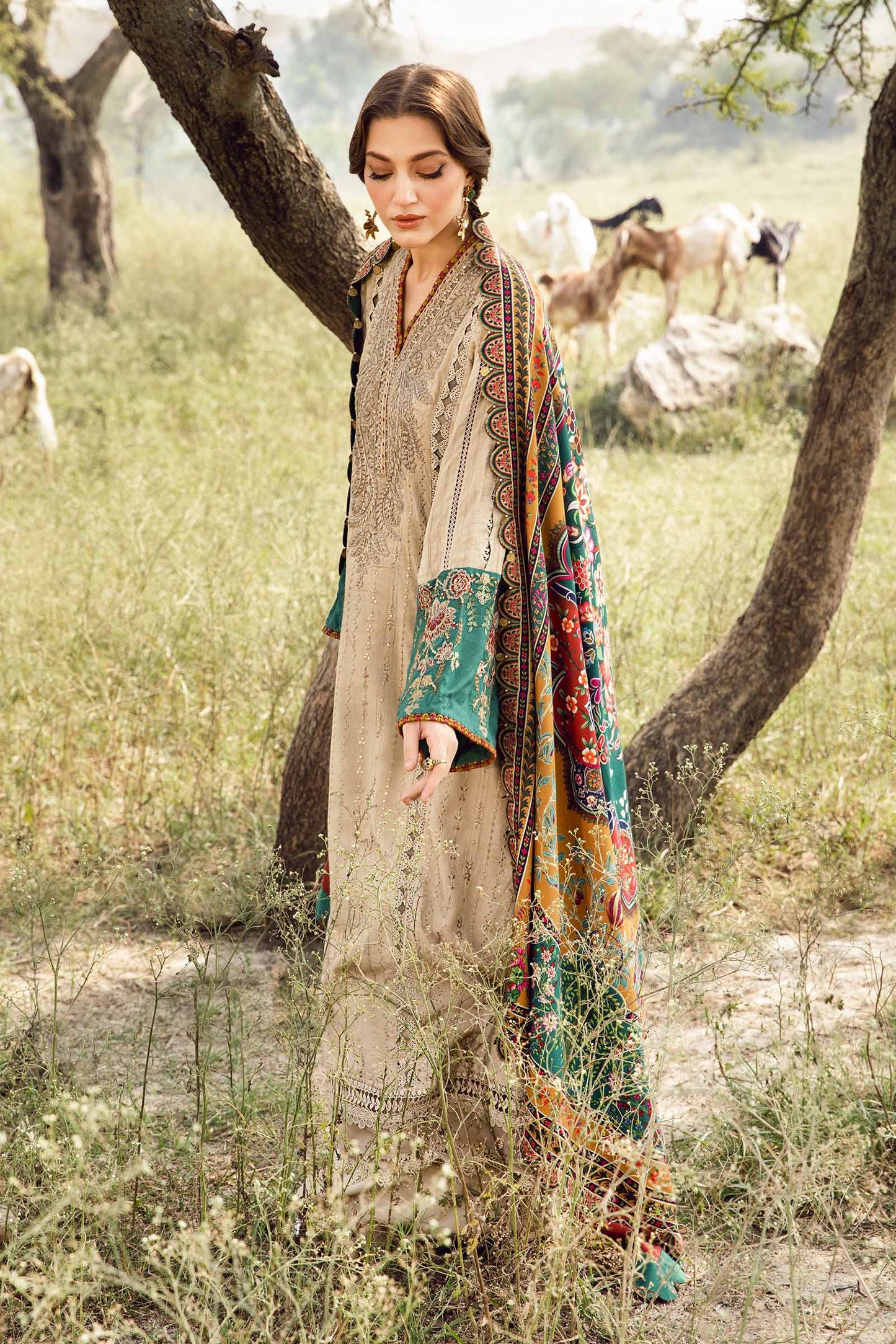 MB 2580-3Pc Embroidered Lawn Shirt with Printed Polly Lawn Dupatta
