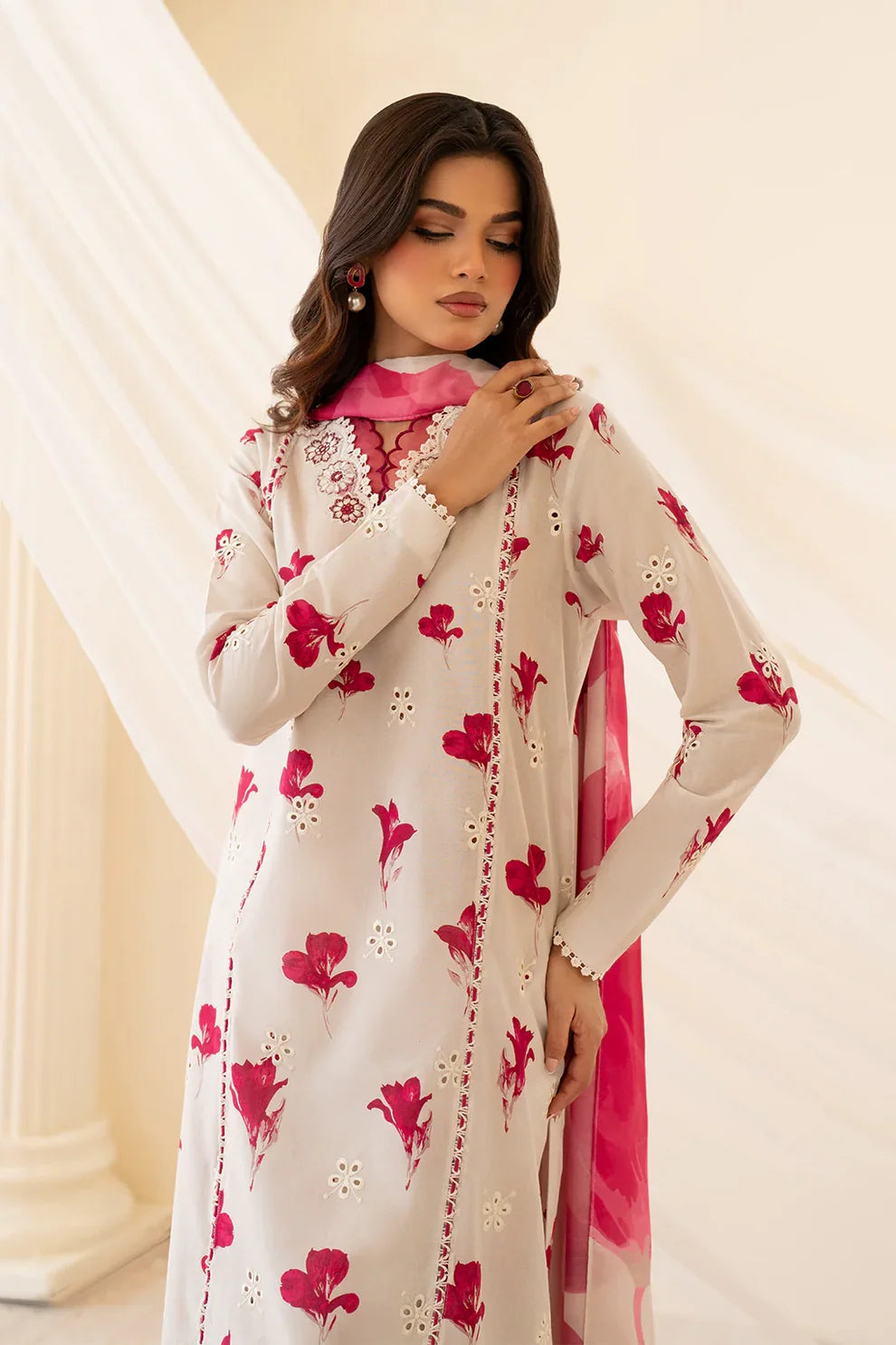 IZ 239B-3 Piece Unstitched Chicken Kari Embroidered Lawn Suit