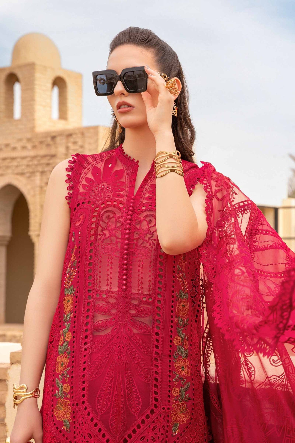 MB 2590B-3 Piece Embroidered Lawn Shirt with Embroidered Organza Dupatta