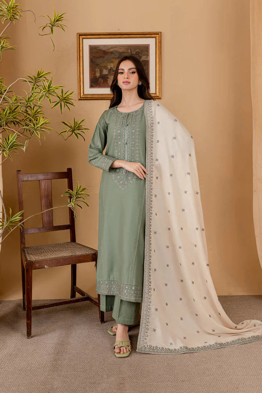 RP 600-3 Piece Unstitched Fully Embroidered Lawn Suit