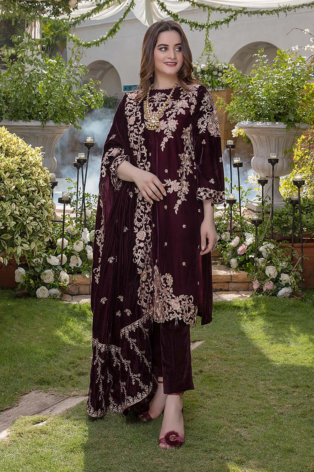 MB 1065-9000 Micro 3Pc Heavy Embroidery Velvet Dress With Velvet Embro Zia Fabrics MB 1065-9000 Micro 3Pc Heavy Embroidery Velvet Dress With Velvet Embro Zia Fabrics