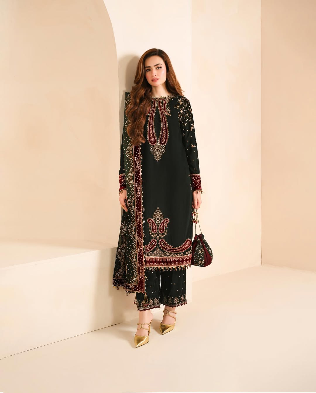 JZ 999-3 Pc Embroidered Velvet Shirt and Trouser with Chiffon Dupatta