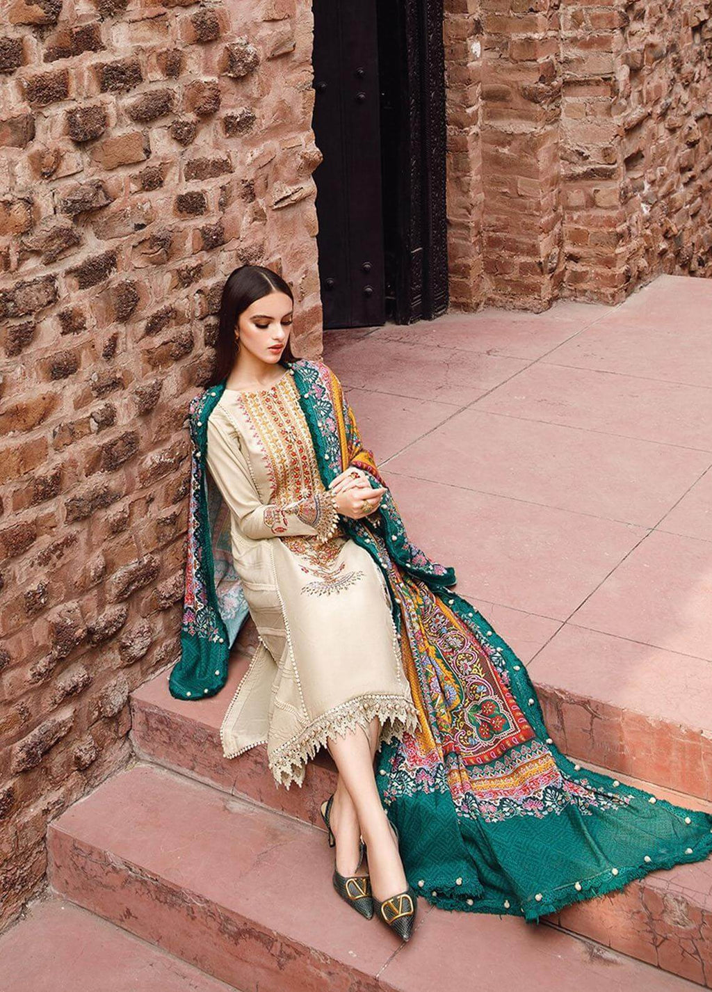 RM 670-3 Piece Unstitched Heavy Embroidered Dhanak Wool Suit Printed Woolen Shawl