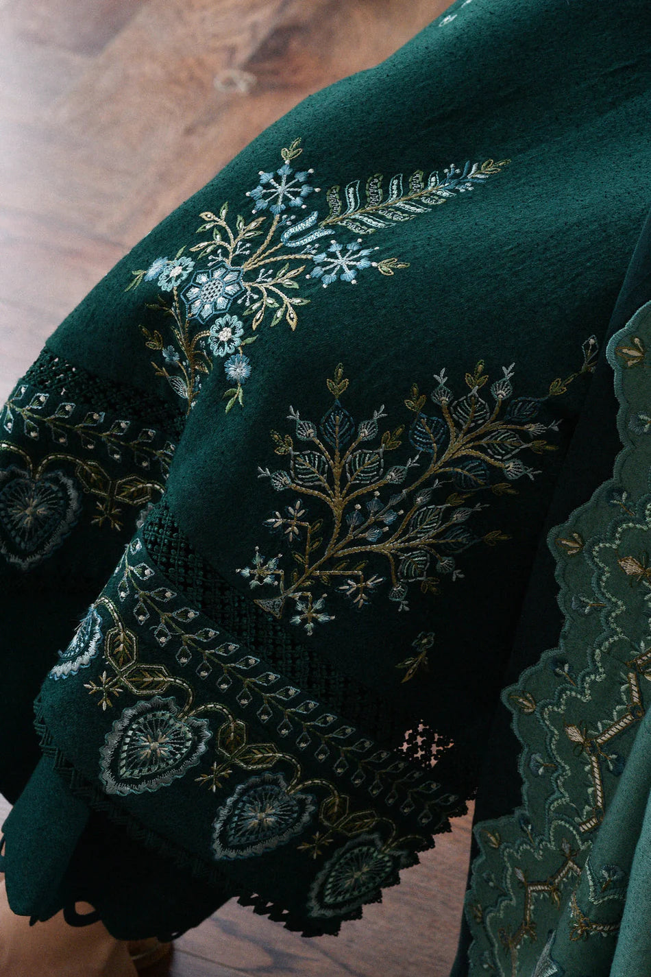 BT 3010 -3 Piece Unstitched Heavy Embroidered Dhanak Suit ( Embroidered Dhanak Wool Shawl )