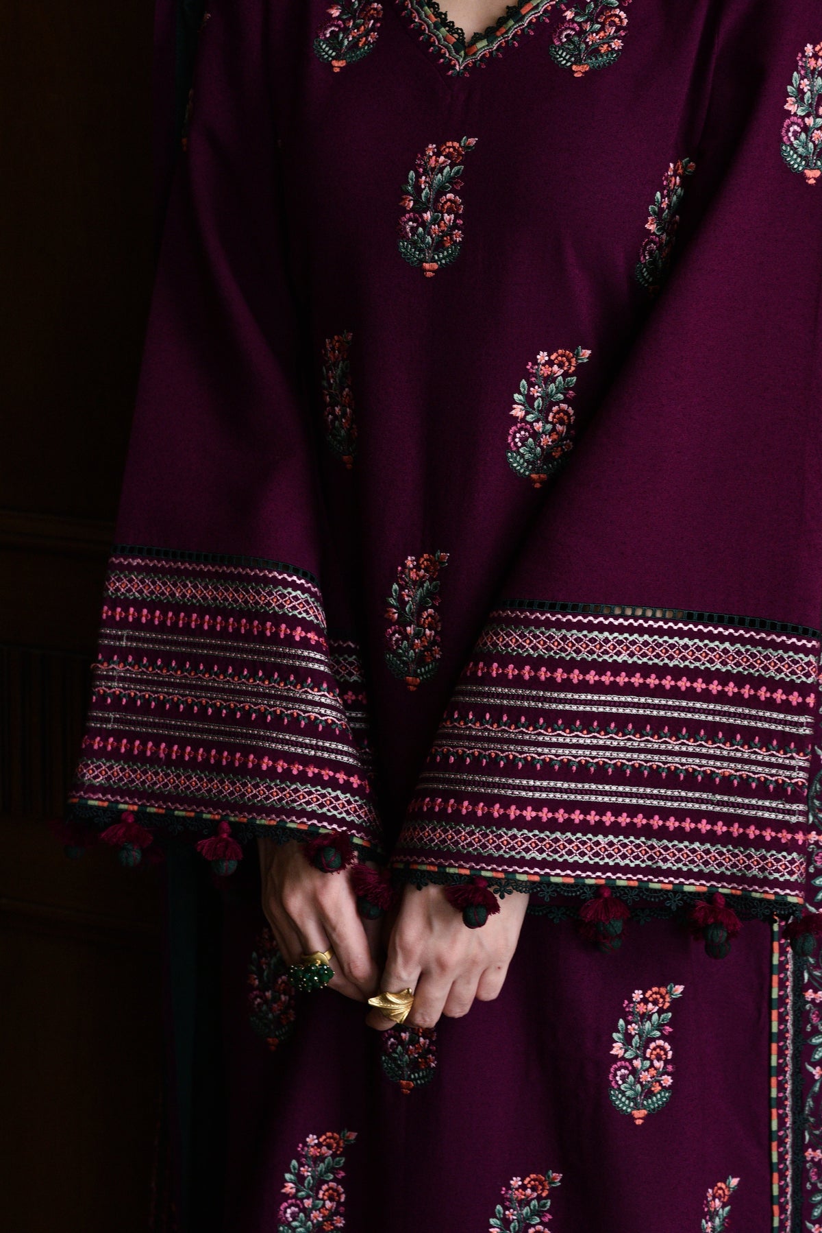 BT 2900-3 Piece Unstitched Heavy Embroidered Dhanak Suit ( Embroidered Dhanak Wool Shawl )