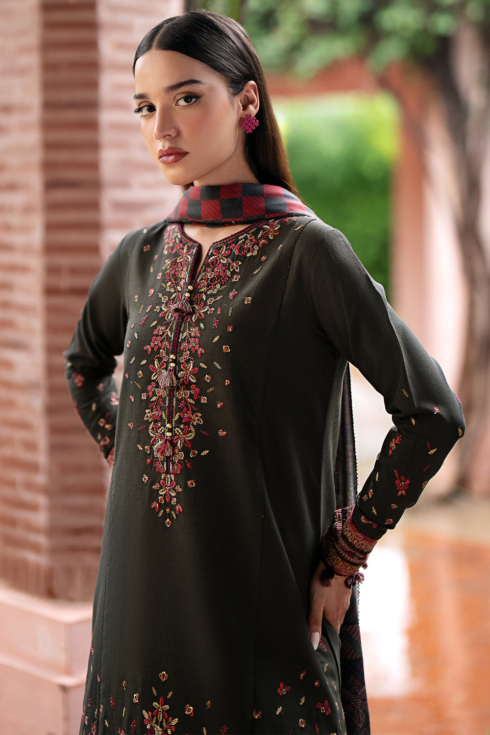 JZ 3035-3 Piece Unstitched Heavy Embroidered Dhanak Suit ( Digital Printed Shawl)