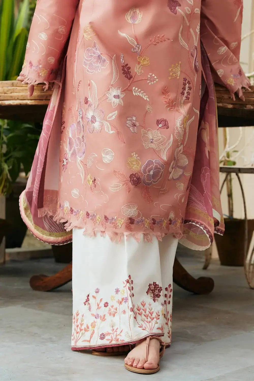 ZS 2755-3 Piece Unstitched Heavy Embroidered Lawn Suit ( Printed Fine Silk Dupatta )